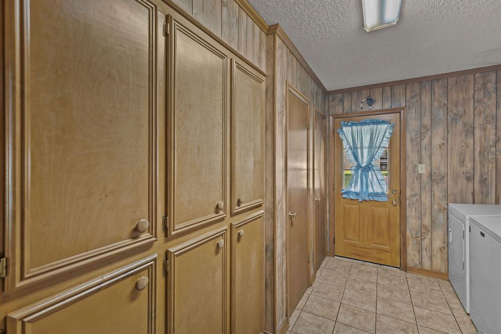 LOUISIANA REAL EST. & DEV. CO. - Residential