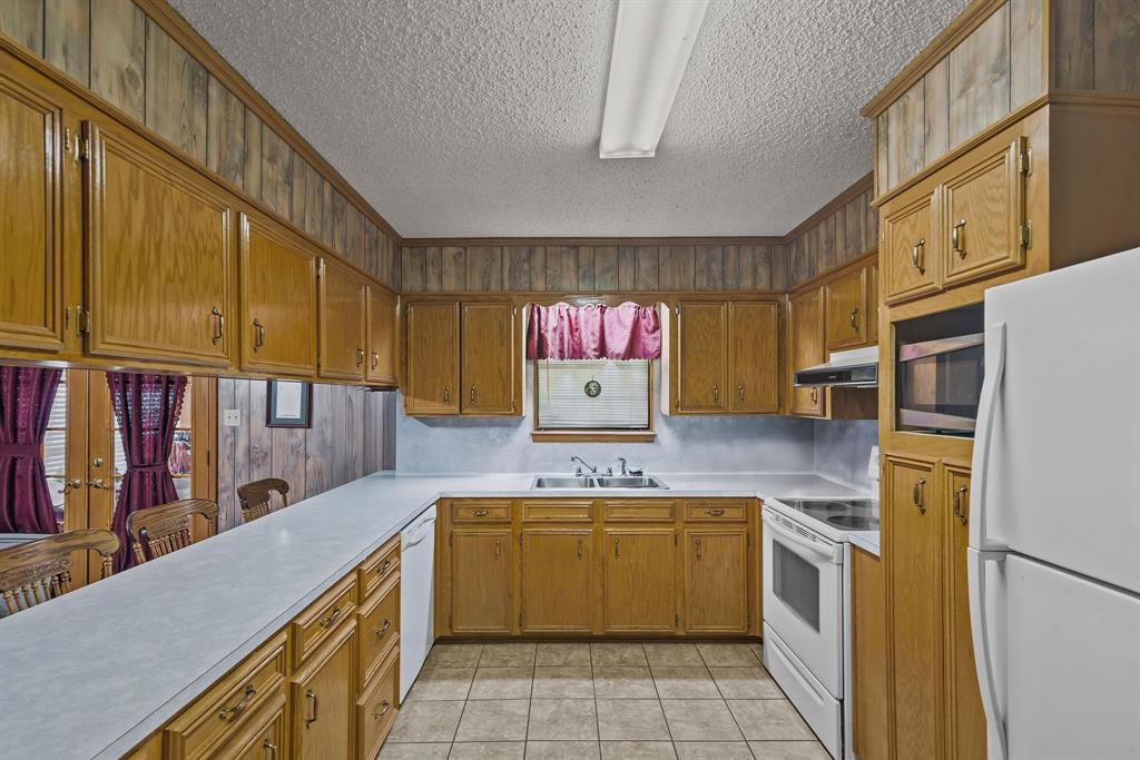 LOUISIANA REAL EST. & DEV. CO. - Residential