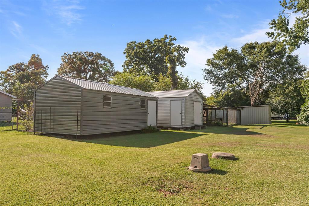 LOUISIANA REAL EST. & DEV. CO. - Residential