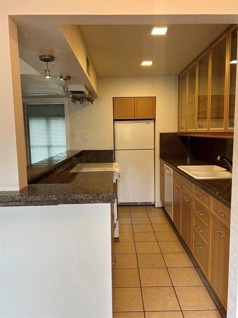 Photo of 4112 Bowser Avenue #210, Dallas, TX 75219 (MLS # 21310622)
