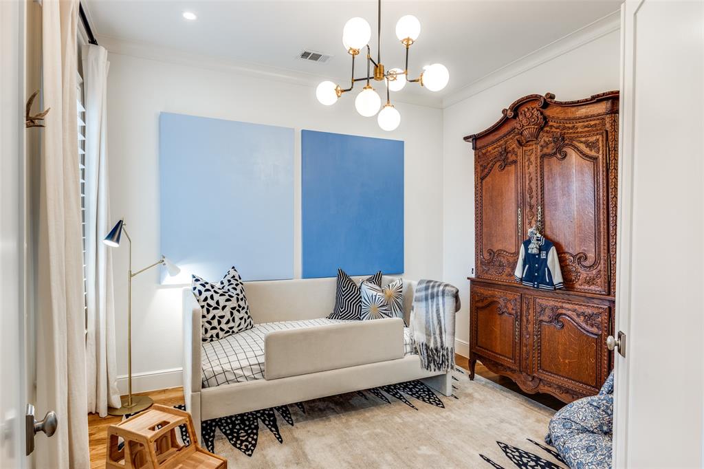 Forest Hills Rev - Residential