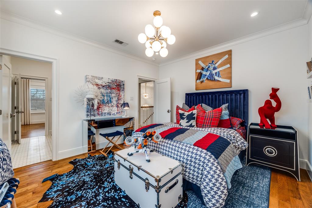 Forest Hills Rev - Residential