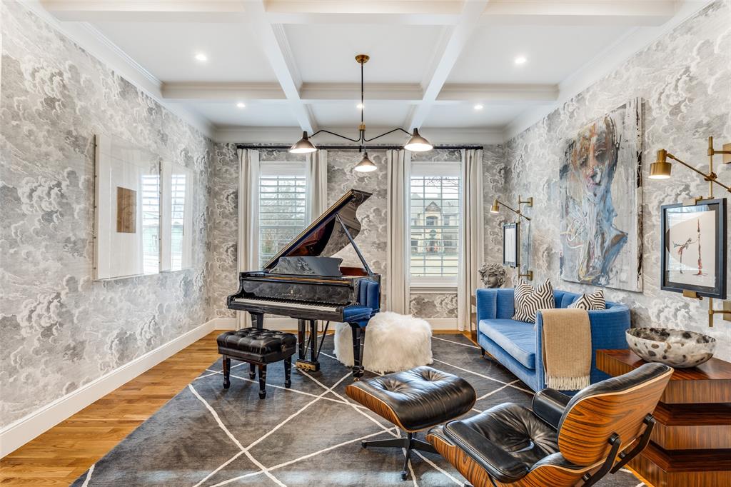 Forest Hills Rev - Residential