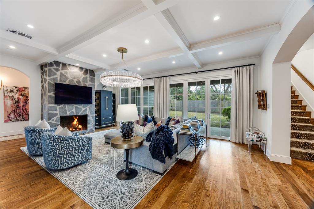 Forest Hills Rev - Residential