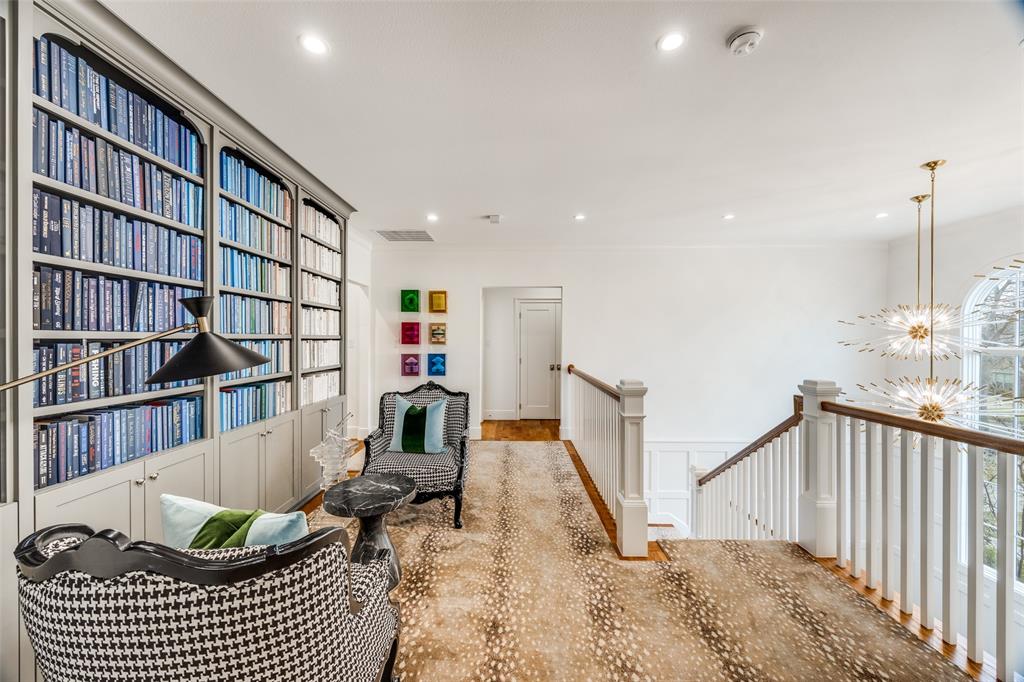 Forest Hills Rev - Residential