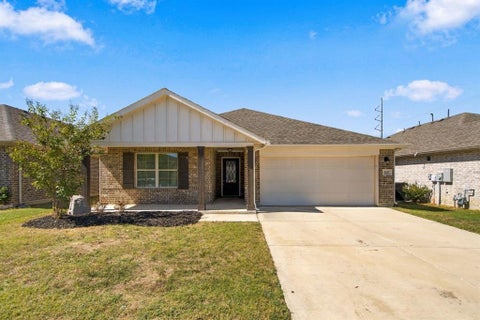 Photo of 5117 Del Monte Drive, Denton, TX 76207 (MLS # 21408680)