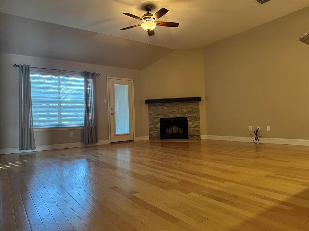 Westchester On The Creek Ph 02 - Residential Lease