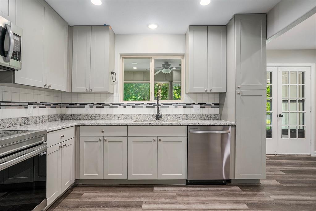 D S Henderson - Residential