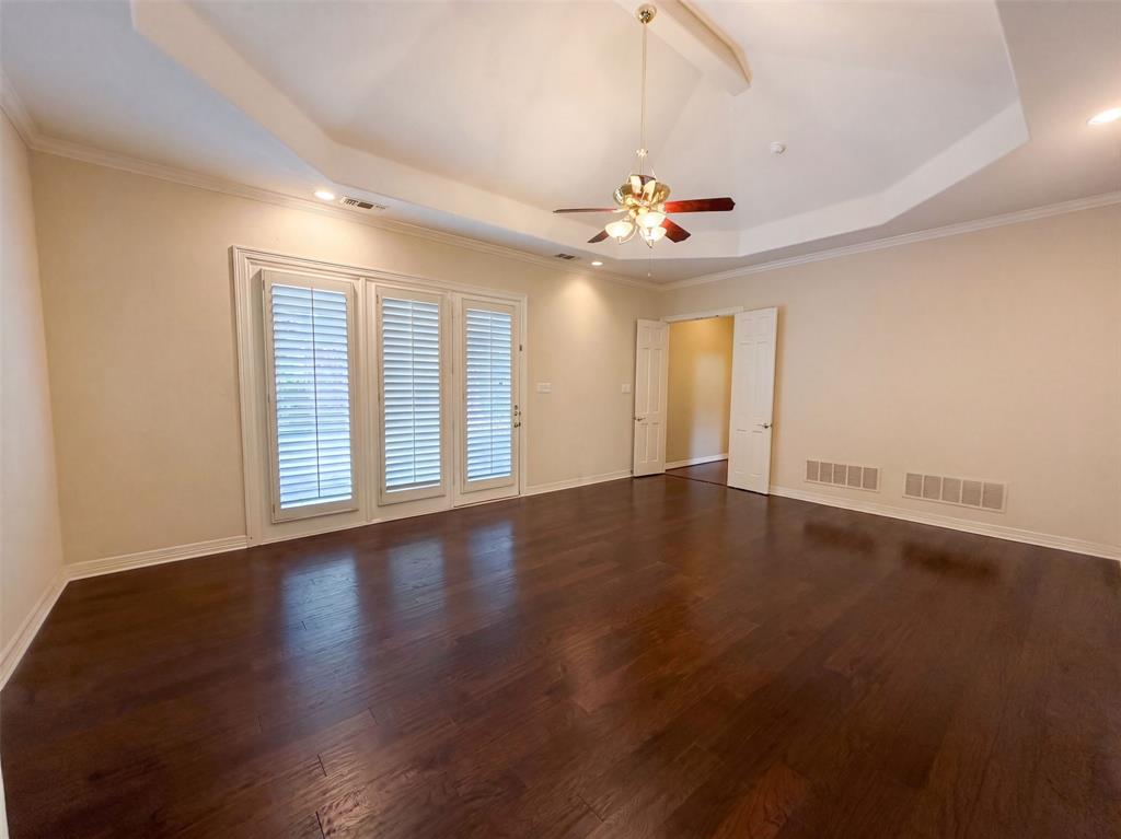 619 Edgewood Lane