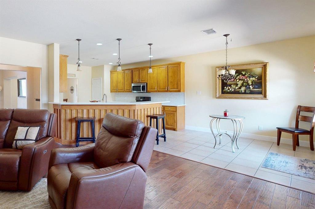 Country Lakes - Residential