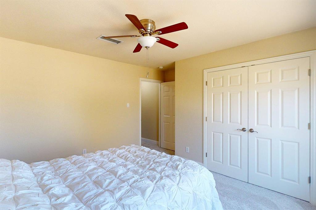 Country Lakes - Residential