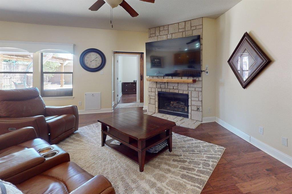 Country Lakes - Residential
