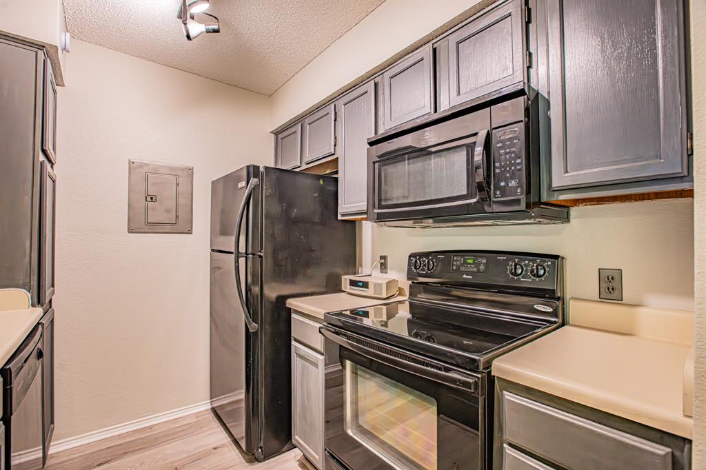 Heights Condo The - Residential