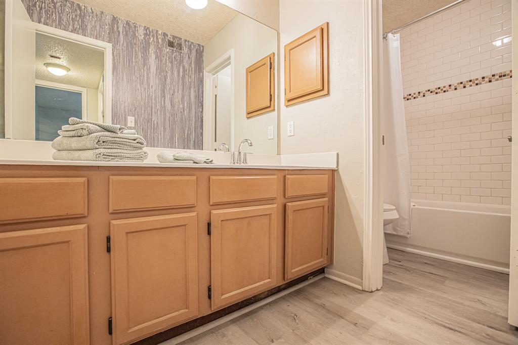 Heights Condo The - Residential