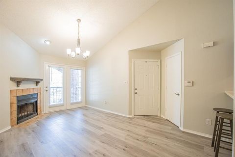 3209 Donnelly Circle 104 Fort Worth TX 76107