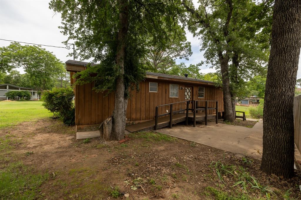 1512 Pecos Trail Court