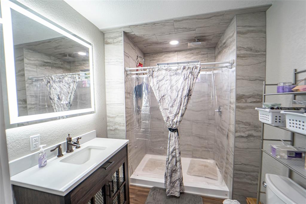 Holloman S - Residential