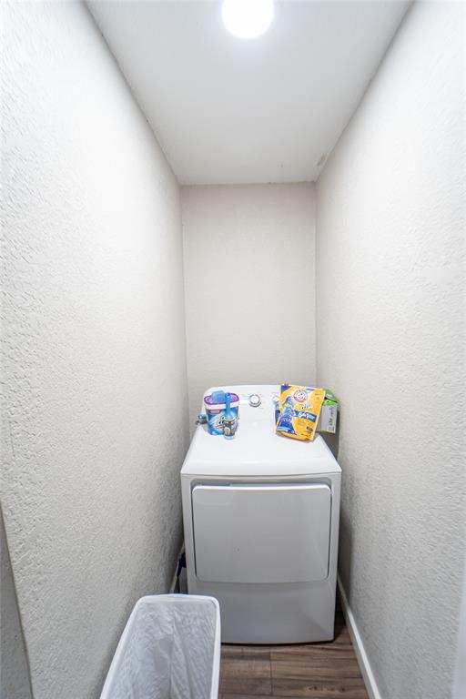 Holloman S - Residential