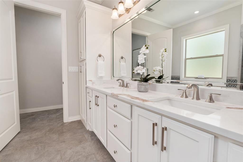 Pinnacle Club - Residential