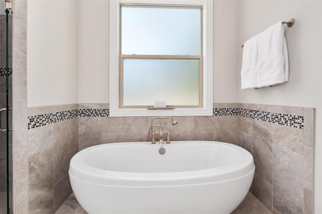 Pinnacle Club - Residential