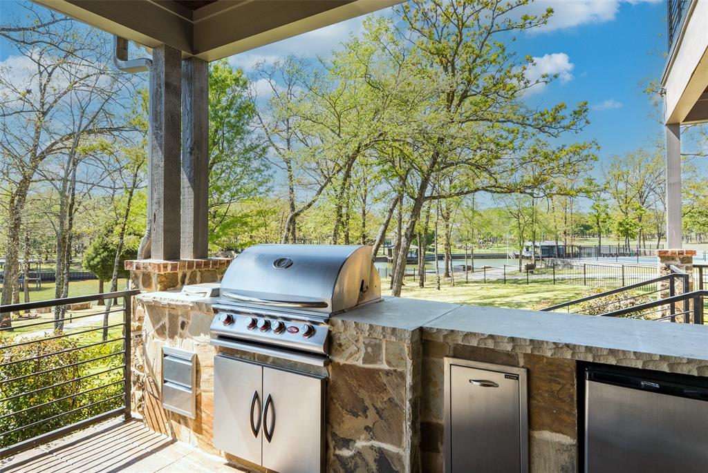 Pinnacle Club - Residential