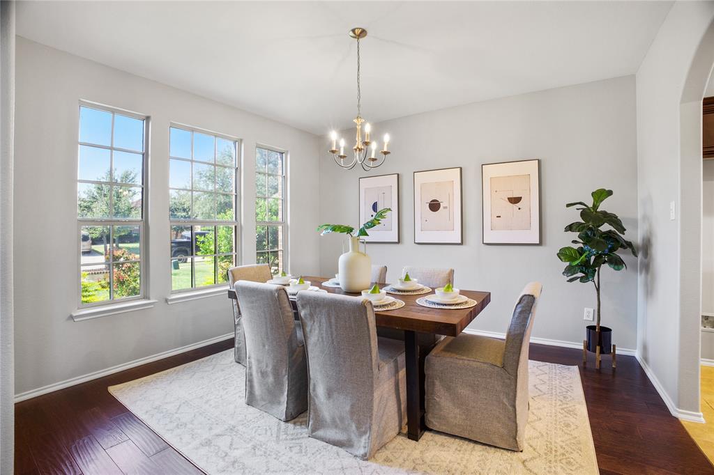 14904 Riverside Drive