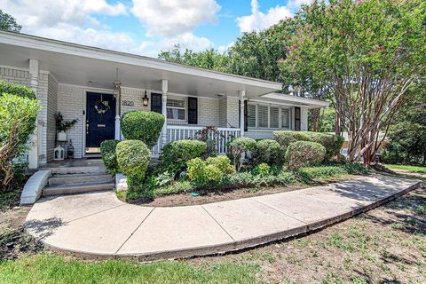 1820 Ridgmar Boulevard Fort Worth TX 76116