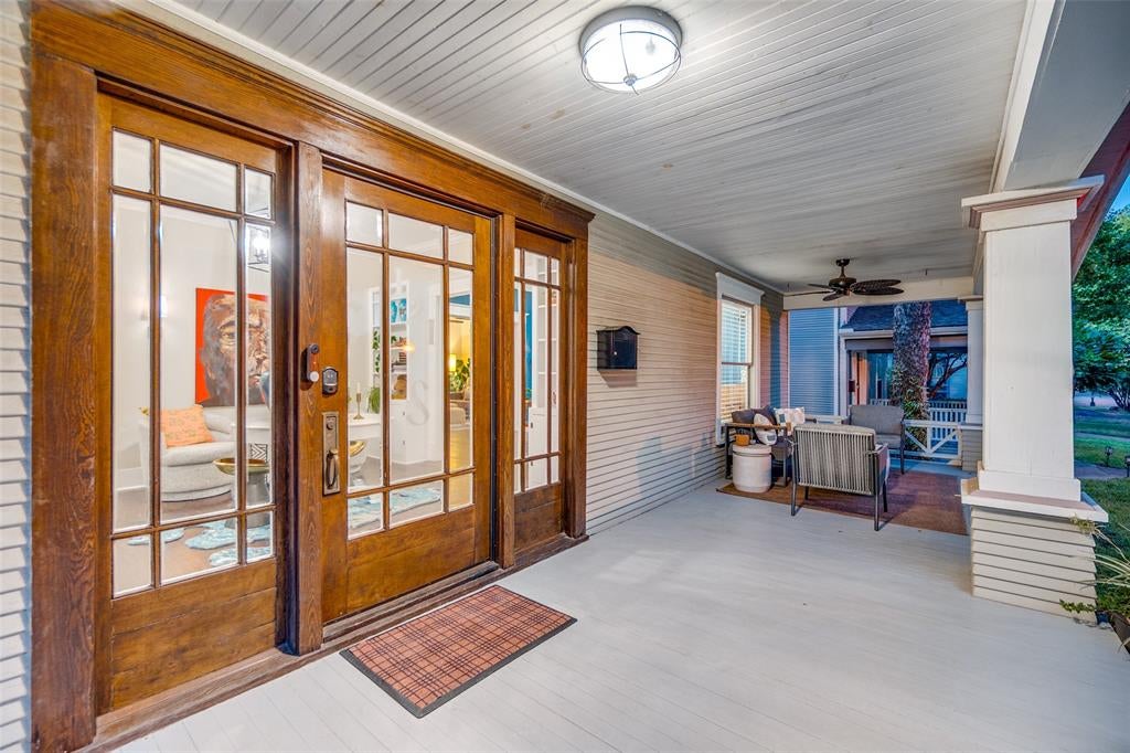121 S Montclair Avenue