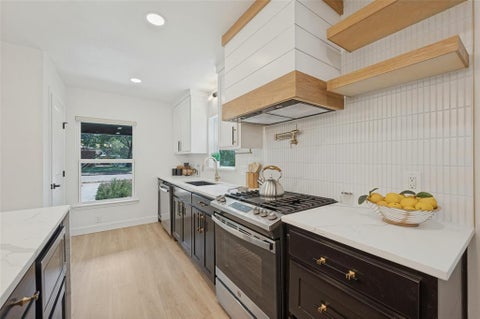 Tiny photo for 8619 Westglen Drive, Dallas, TX 75228 (MLS # 21396865)