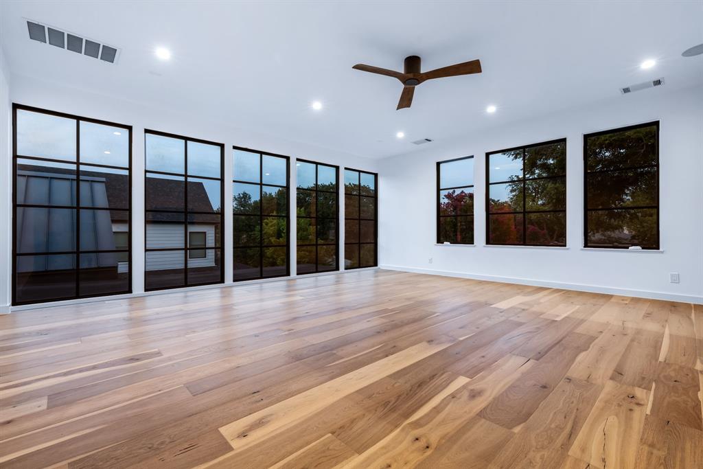 Bob-O-Links Downs - Residential