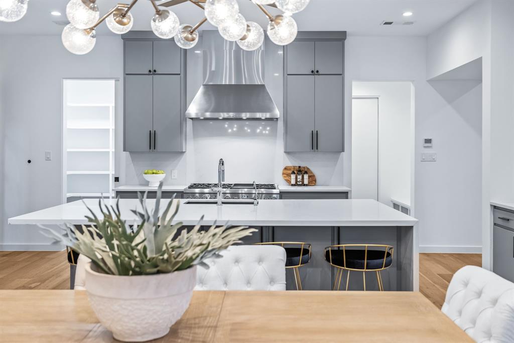 Bob-O-Links Downs - Residential