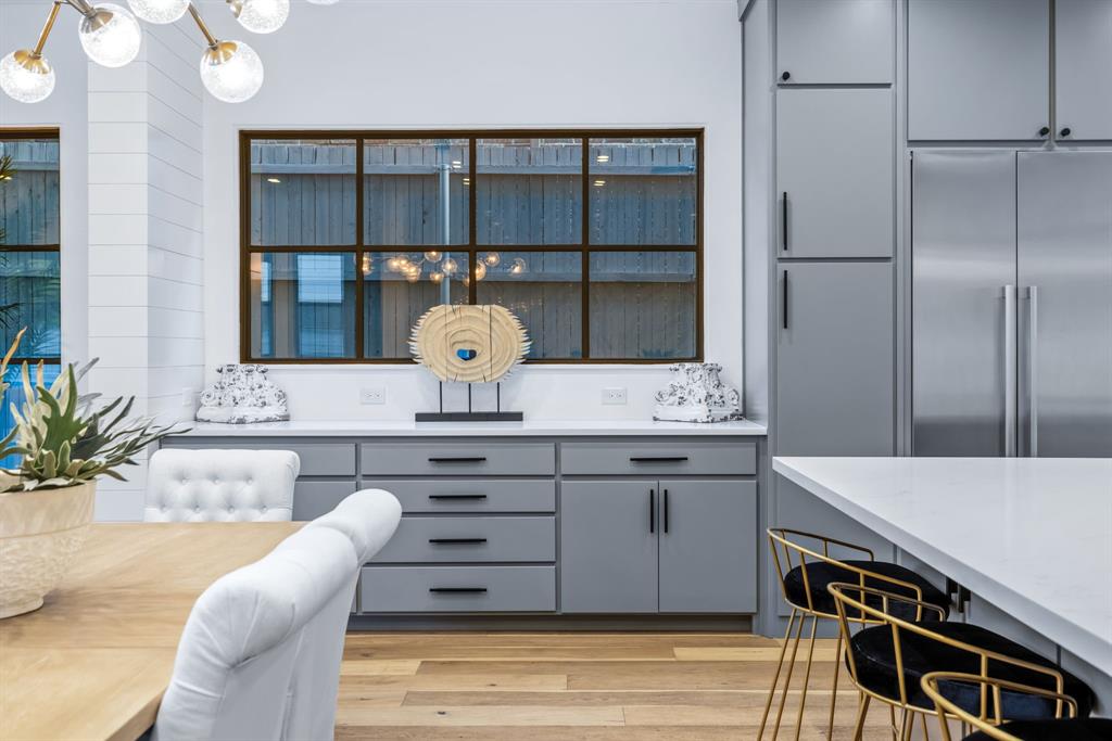 Bob-O-Links Downs - Residential