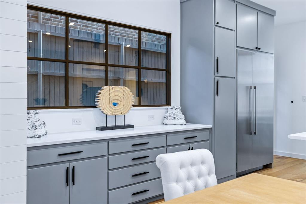 Bob-O-Links Downs - Residential