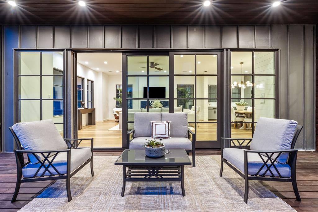 Bob-O-Links Downs - Residential