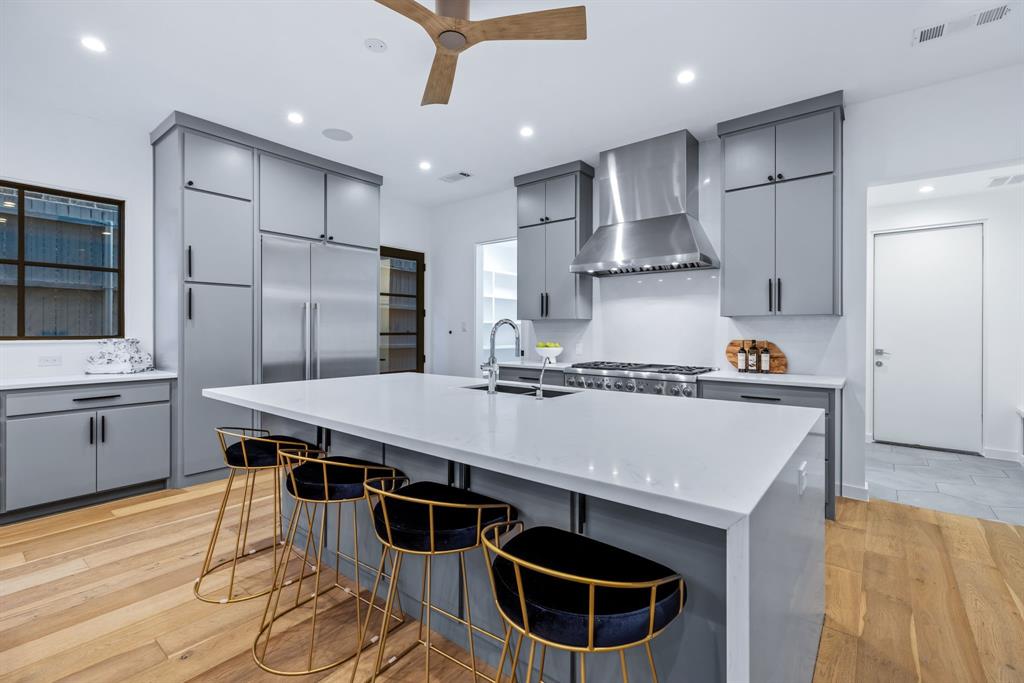 Bob-O-Links Downs - Residential