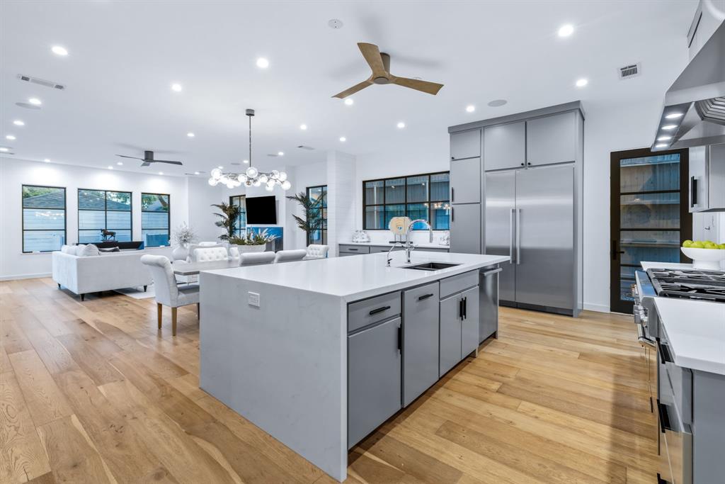 Bob-O-Links Downs - Residential