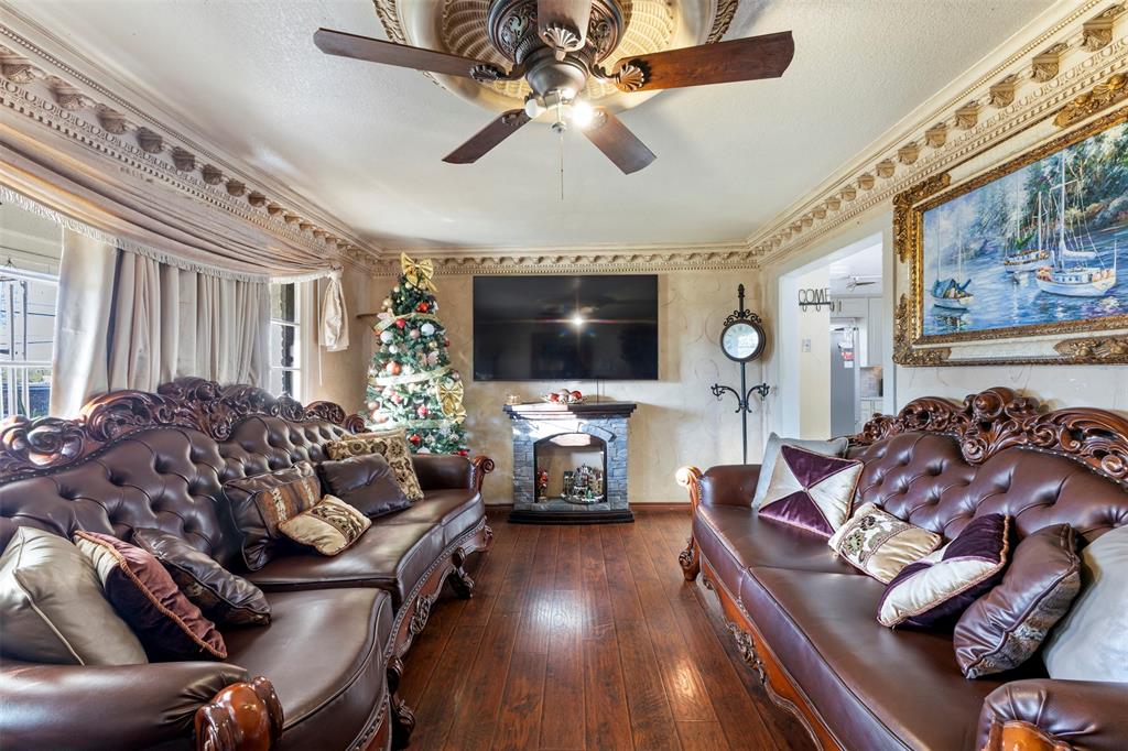 Sullivan L C Add - Residential