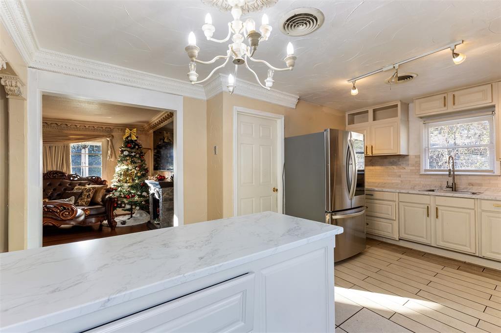 Sullivan L C Add - Residential