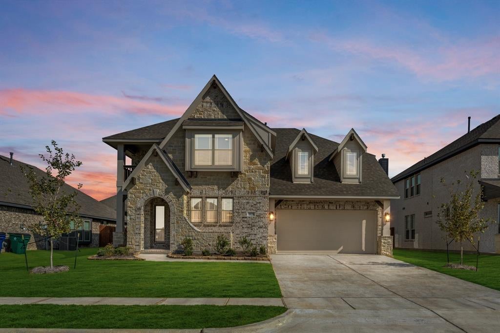 1121 Hackberry Lane