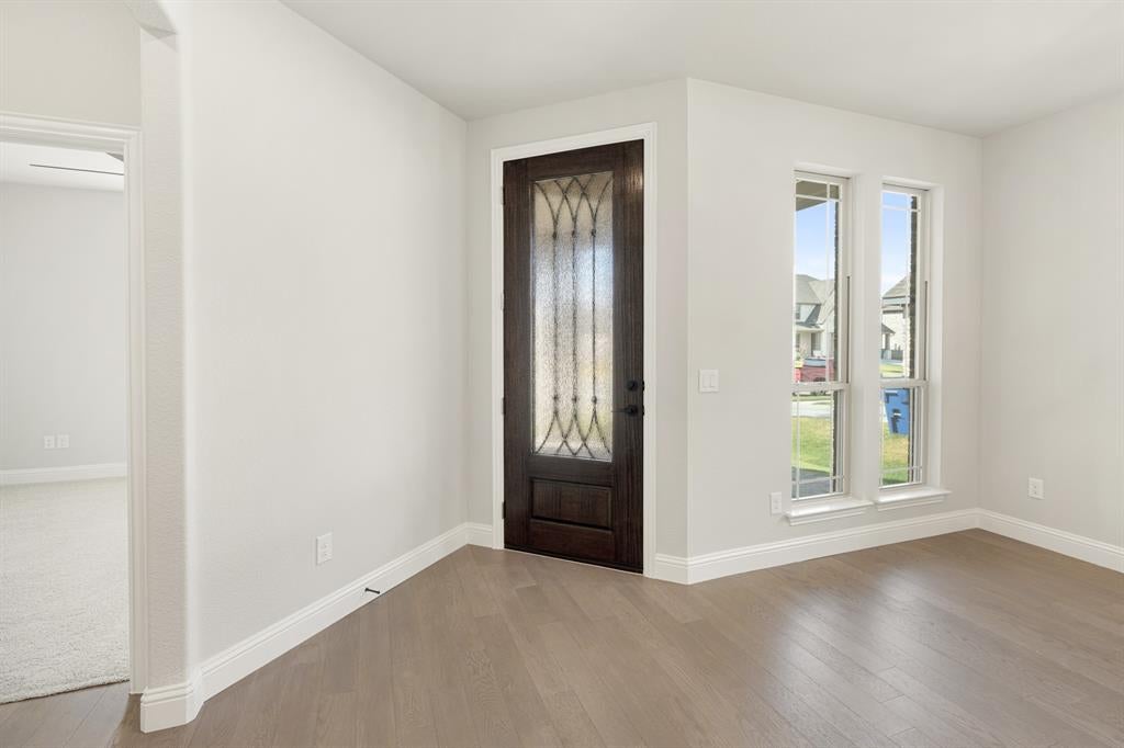 1121 Hackberry Lane