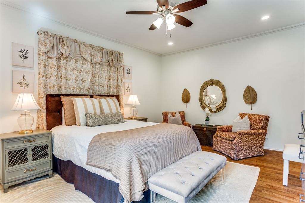 Royale Orleans East Condo - Residential