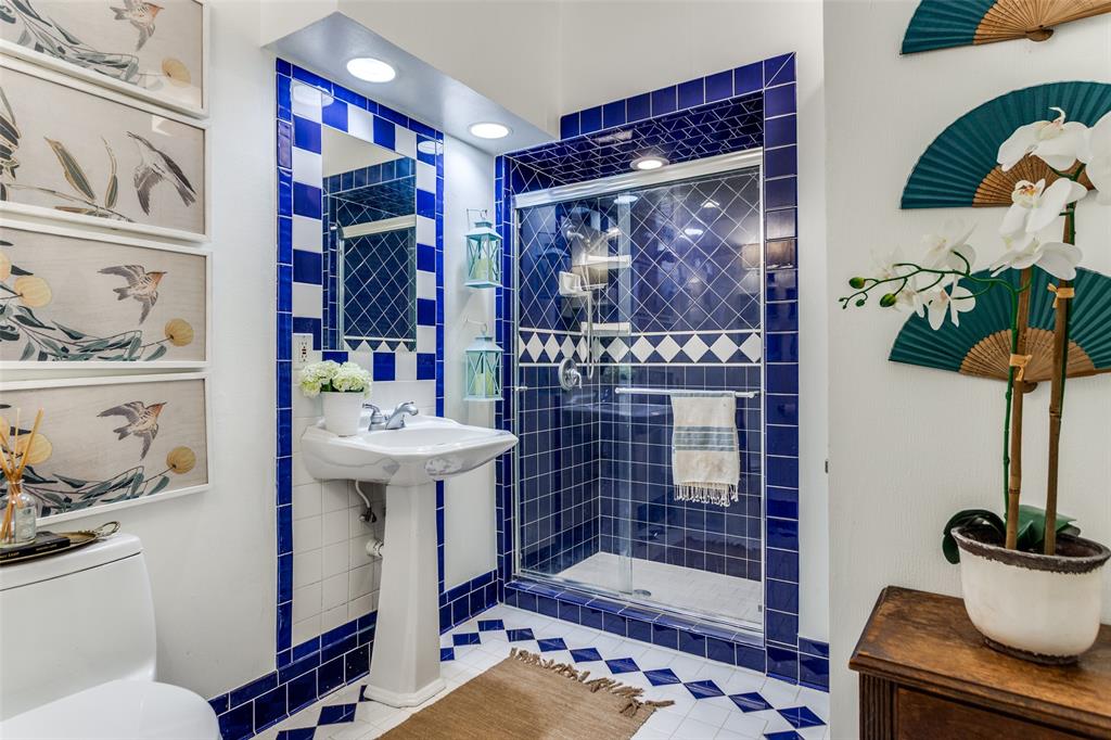 Royale Orleans East Condo - Residential