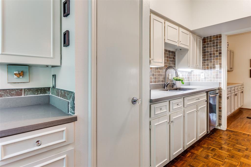 Royale Orleans East Condo - Residential