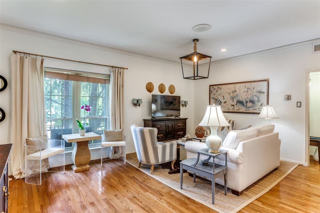 Royale Orleans East Condo - Residential