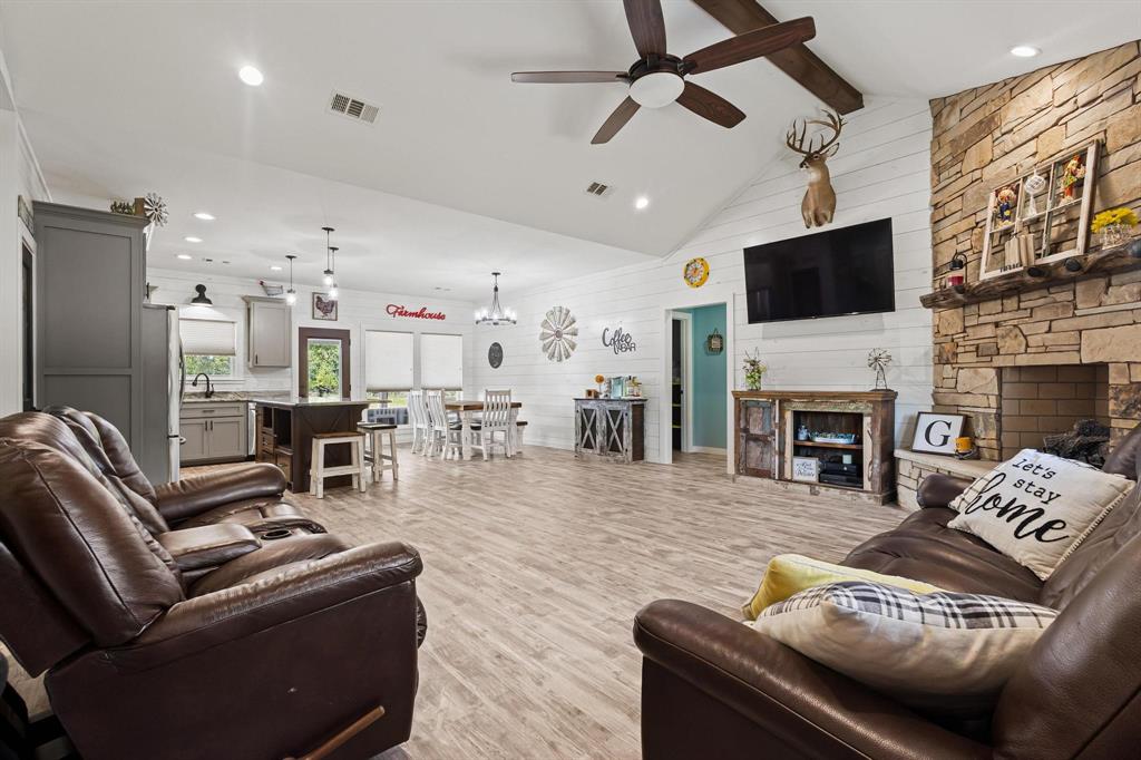 804 County Road 3615