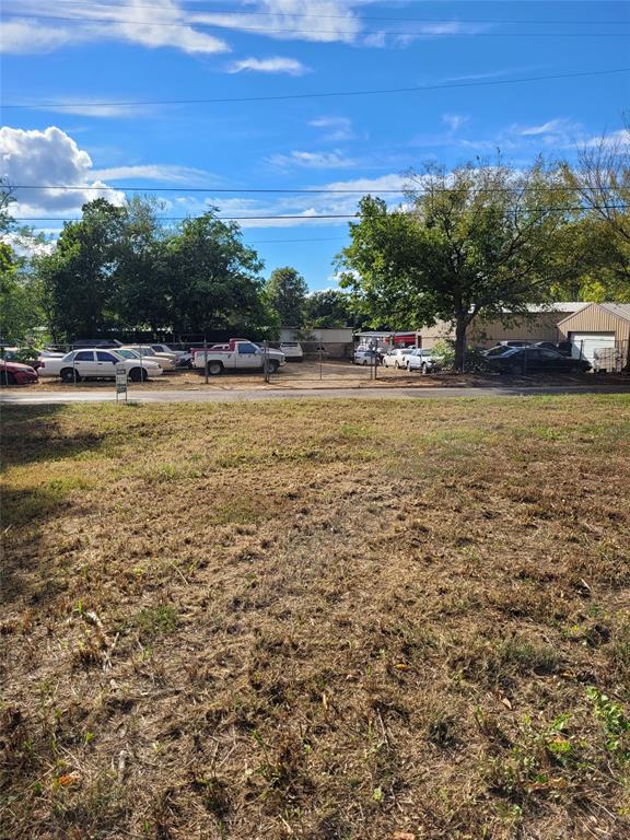 CITY OF PARIS - Land