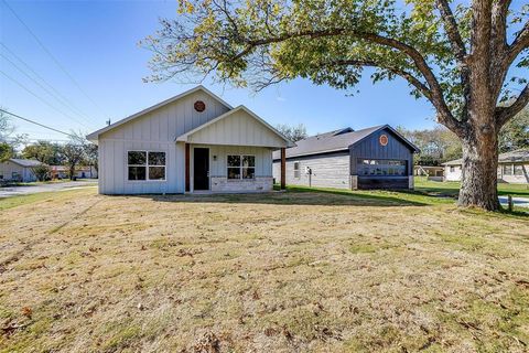 A home in Cleburne