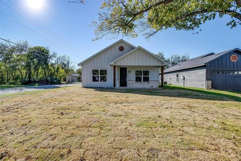 A home in Cleburne