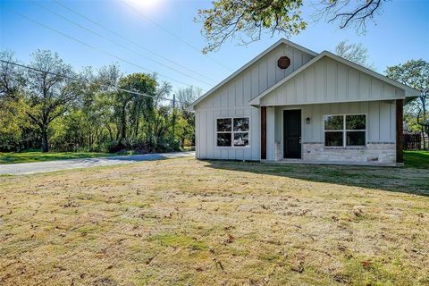 A home in Cleburne