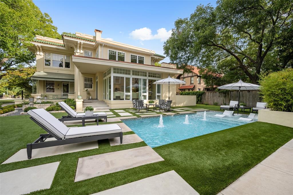 Munger Place - Residential